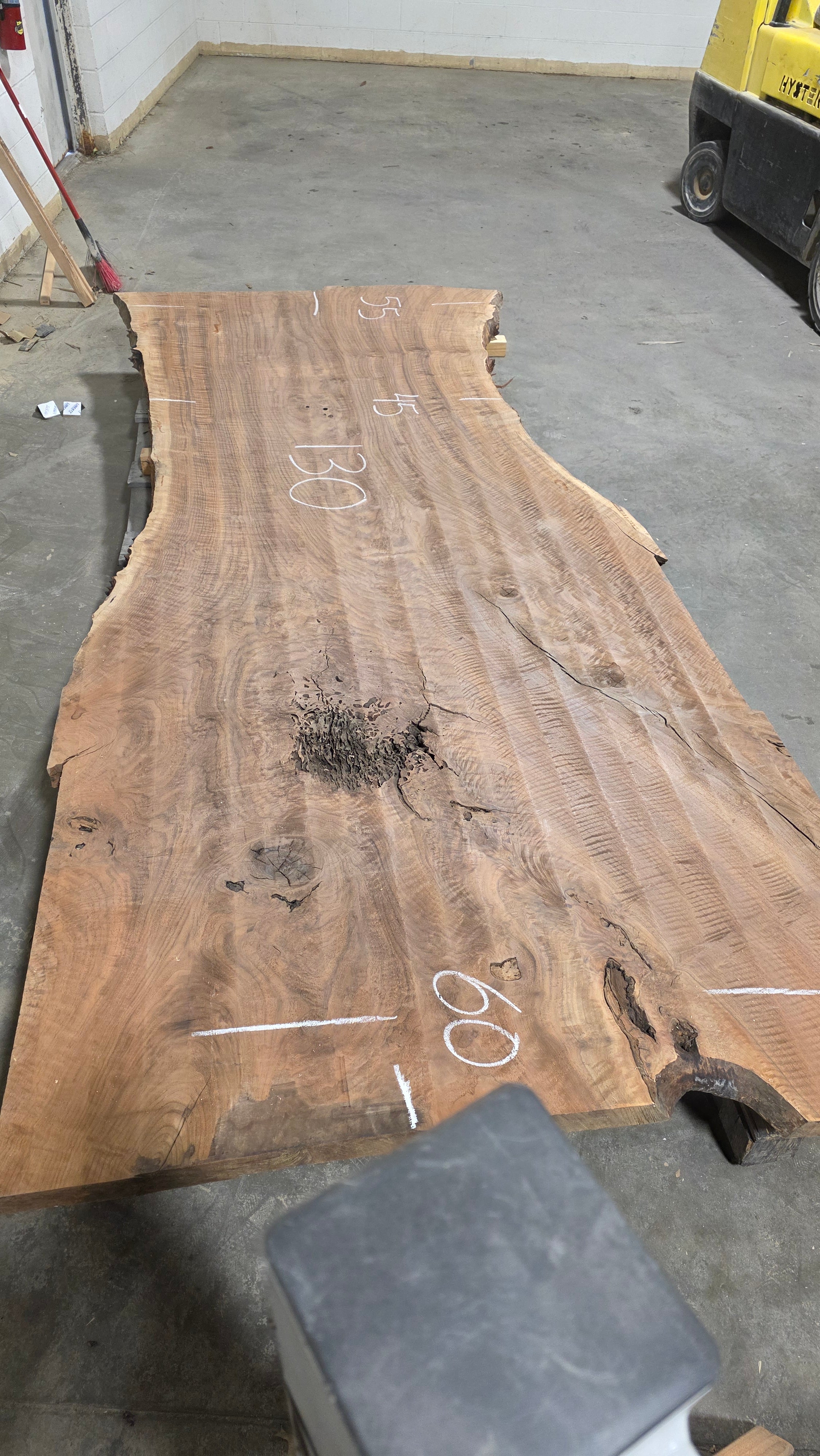 Claro Walnut | CW-5001